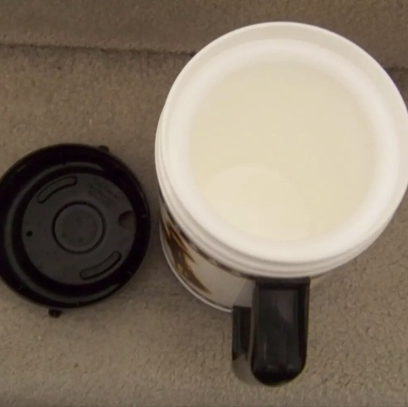 University of Wyoming Cowboys Large Travel Mug Cup 1 Quart insulated slide top - Picture 6 of 8